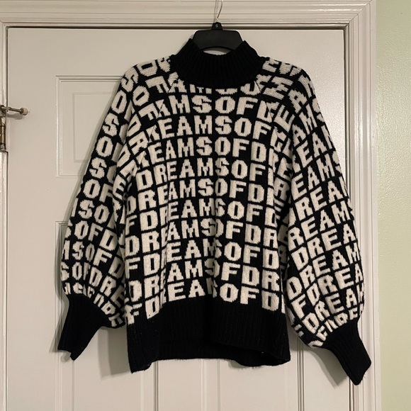 FINAL SALE H&M Dreams of Dreams Sweater - Picture 3 of 5